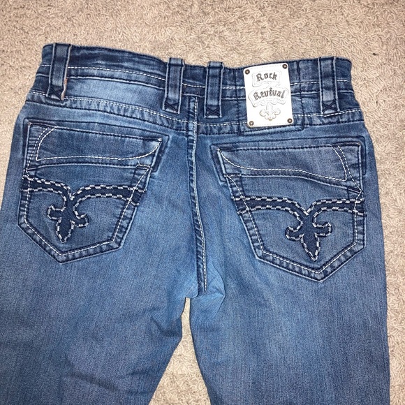 Men’s Rock Revival jeans - Picture 6 of 8